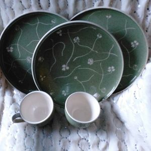 Antique Russell Wright 3 Plates and  3cups